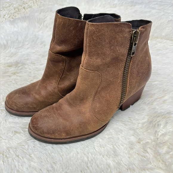 Kork-Ease booties size 6 - Picture 1 of 8
